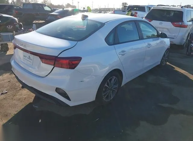 3KPF24AD4PE649699 2023 2023 KIA Forte- Lxs 4