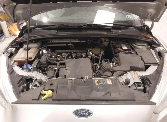 1FADP3F25FL202952 2015 2015 Ford Focus- SE 10