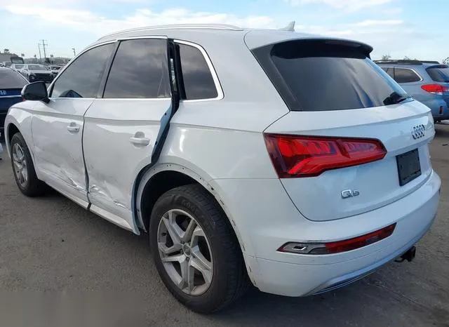 WA1ANAFY7K2123160 2019 2019 Audi Q5- 45 Premium 3