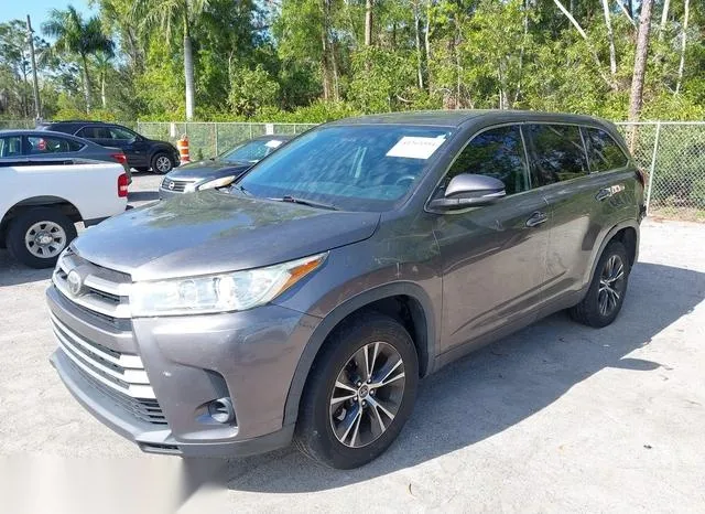 5TDZARFH0JS041894 2018 2018 Toyota Highlander- LE 2