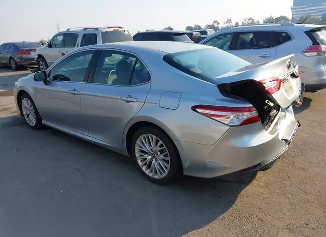 4T1B21HK3JU002880 2018 2018 Toyota Camry- Hybrid Xle 3