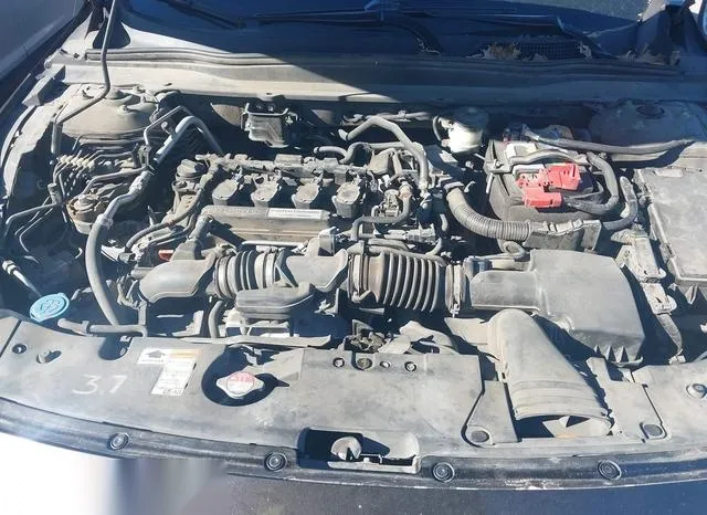 1HGCV1F52JA033666 2018 2018 Honda Accord- Ex-L 10