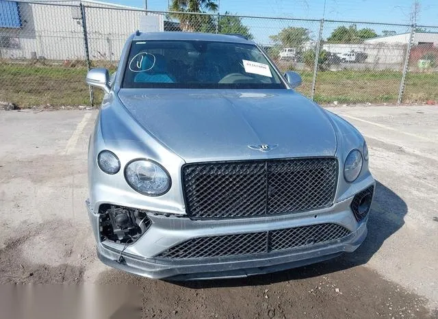 SJAAM2ZV9NC011752 2022 2022 Bentley Bentayga 6