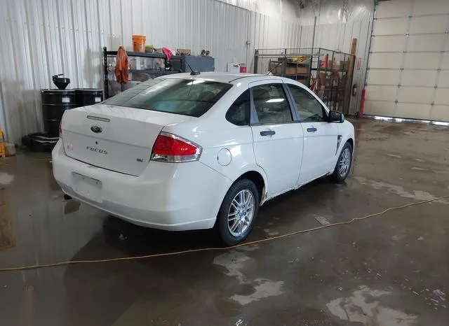 1FAHP35N38W287529 2008 2008 Ford Focus- Se/Ses 4