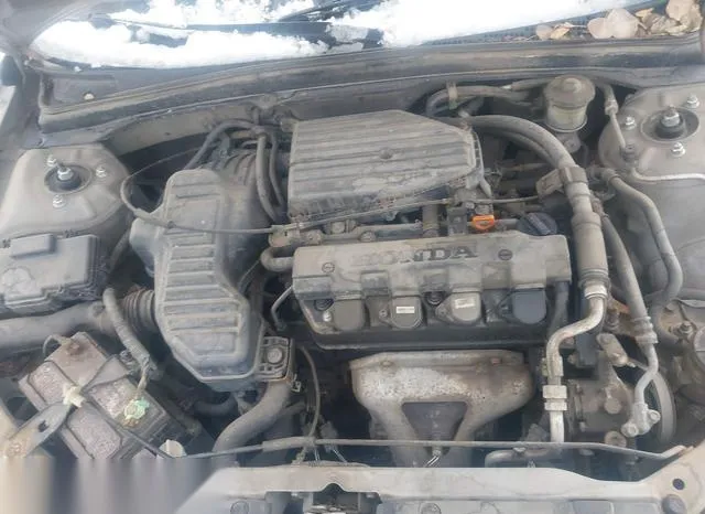 2HGES16213H574445 2003 2003 Honda Civic- DX 10