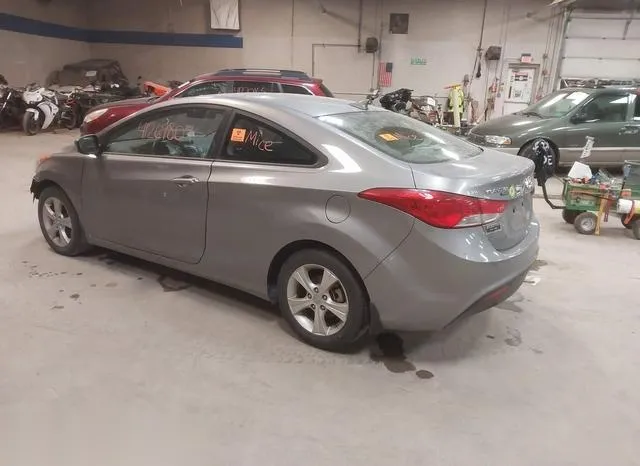 KMHDH6AE6DU013563 2013 2013 Hyundai Elantra- GS 3