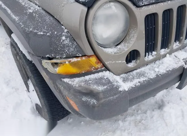 1J8GL48K77W660524 2007 2007 Jeep Liberty- Sport 6