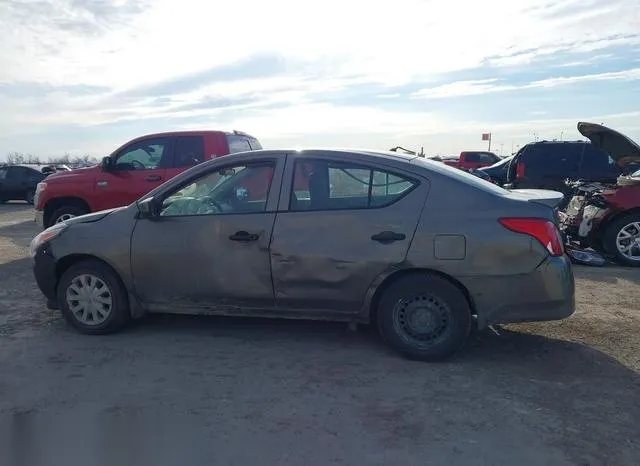 3N1CN7AP1HL833083 2017 2017 Nissan Versa- 1-6 S- 6