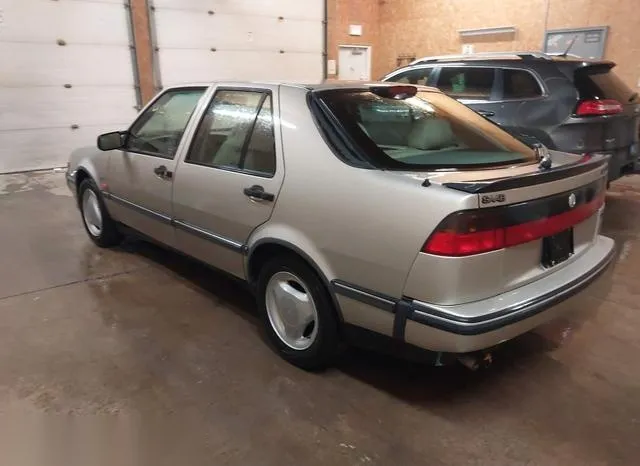 YS3CF65M7V1025014 1997 1997 Saab 9000- Cse 3