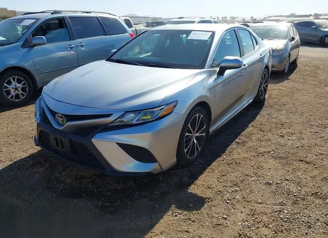 4T1B11HKXJU075635 2018 2018 Toyota Camry- SE 2