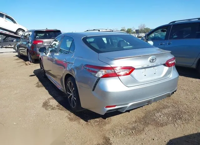 4T1B11HKXJU075635 2018 2018 Toyota Camry- SE 3