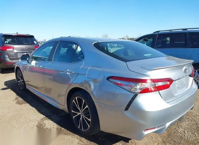 4T1B11HKXJU075635 2018 2018 Toyota Camry- SE 6