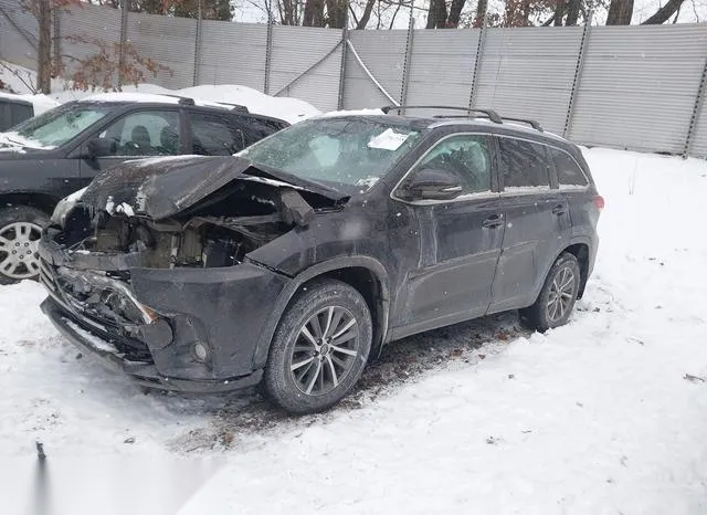 5TDJZRFH2JS857012 2018 2018 Toyota Highlander- Xle 2