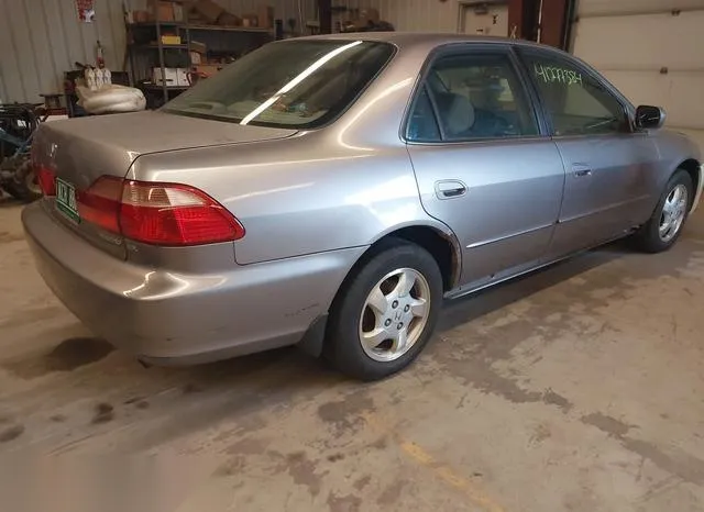 1HGCG6673YA098433 2000 2000 Honda Accord- 2-3 EX 4