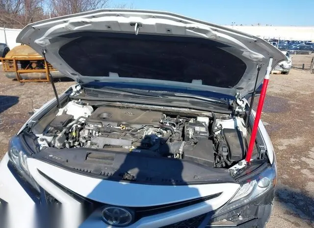 4T1B61HK4JU158818 2018 2018 Toyota Camry- Xse 10