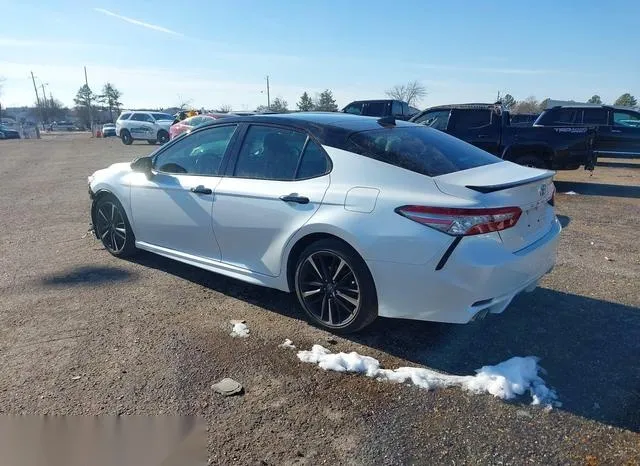 4T1B61HK4JU158818 2018 2018 Toyota Camry- Xse 3