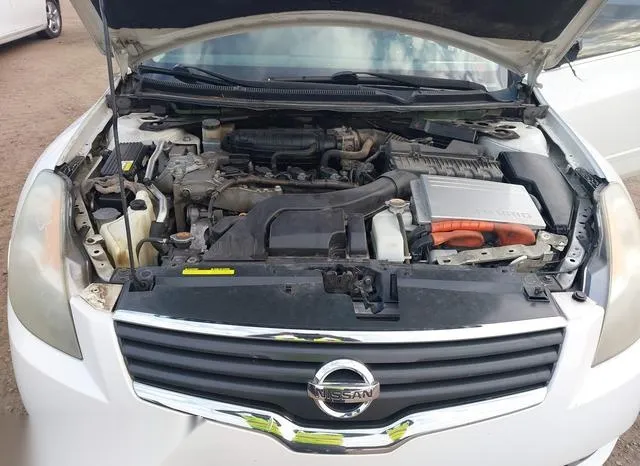 1N4CL21E28C208987 2008 2008 Nissan Altima Hybrid 10