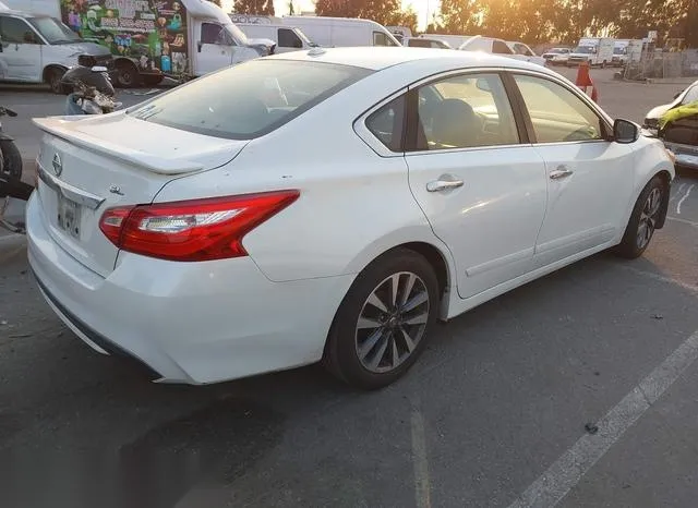 1N4AL3AP2HC214075 2017 2017 Nissan Altima- 2-5 SL 4