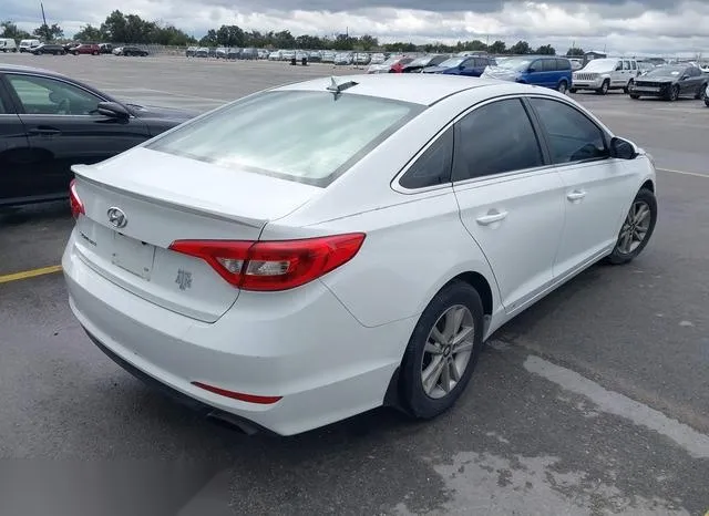 5NPE24AF1FH207356 2015 2015 Hyundai Sonata- SE 4