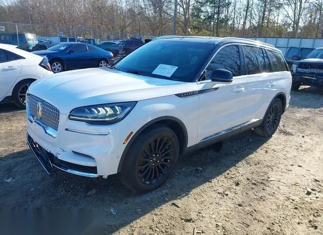 5LM5J7WCXNGL11634 2022 2022 Lincoln Aviator- Reserve 2