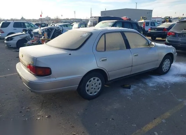 JT2SK12E9S0298030 1995 1995 Toyota Camry- LE 4