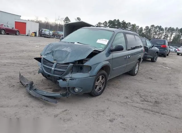 2D4GP44L25R435320 2005 2005 Dodge Grand Caravan- Sxt 2