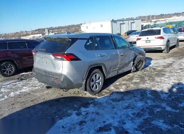 2T3G1RFV1NC286612 2022 2022 Toyota RAV4- LE 4