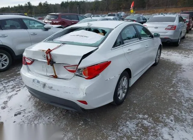 5NPEB4AC4EH940411 2014 2014 Hyundai Sonata- Gls 4