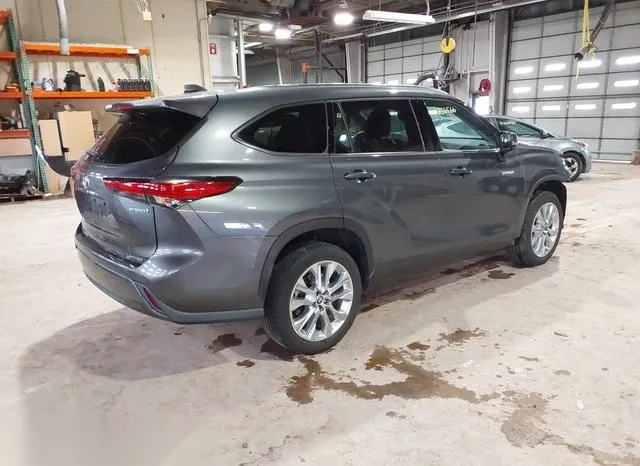 5TDYARAH6LS002698 2020 2020 Toyota Highlander- Hybrid Limited 4