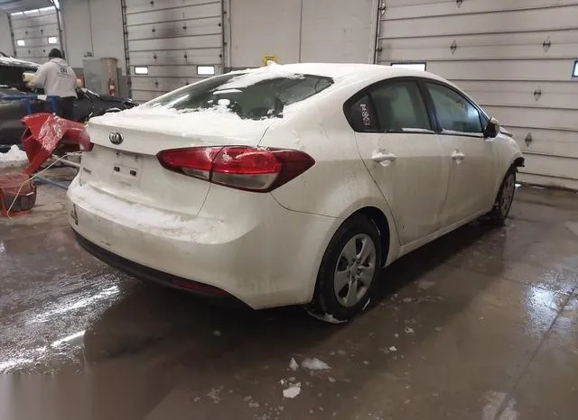 3KPFK4A78JE190355 2018 2018 KIA Forte- LX 4