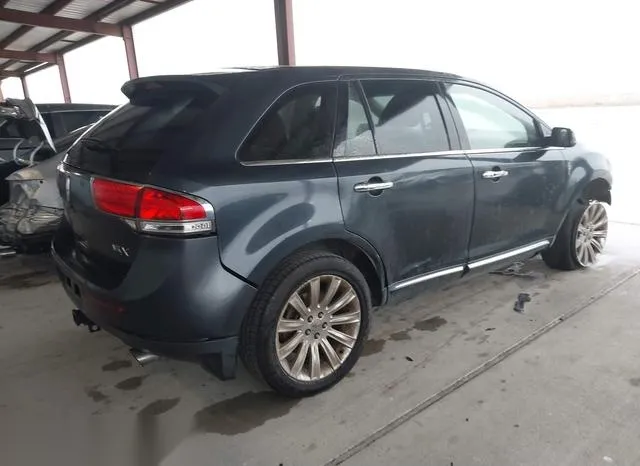 2LMDJ6JK1DBL15556 2013 2013 Lincoln MKX 4