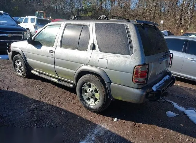 JN8DR07Y81W517455 2001 2001 Nissan Pathfinder- SE 3