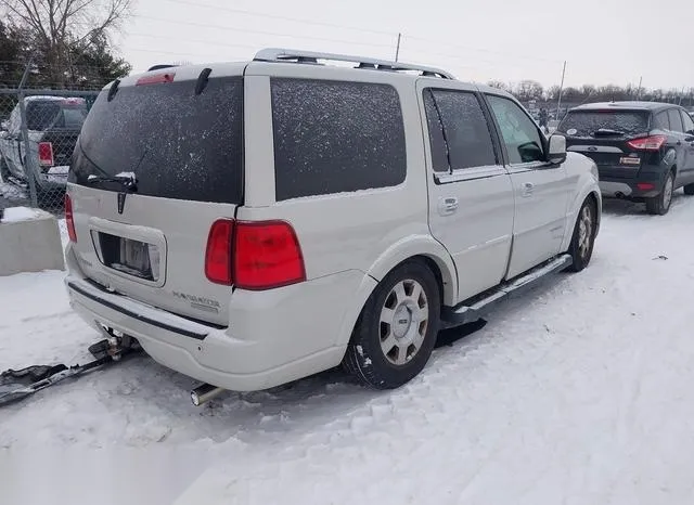 5LMFU285X6LJ28062 2006 2006 Lincoln Navigator- Luxury/Ultimate 4