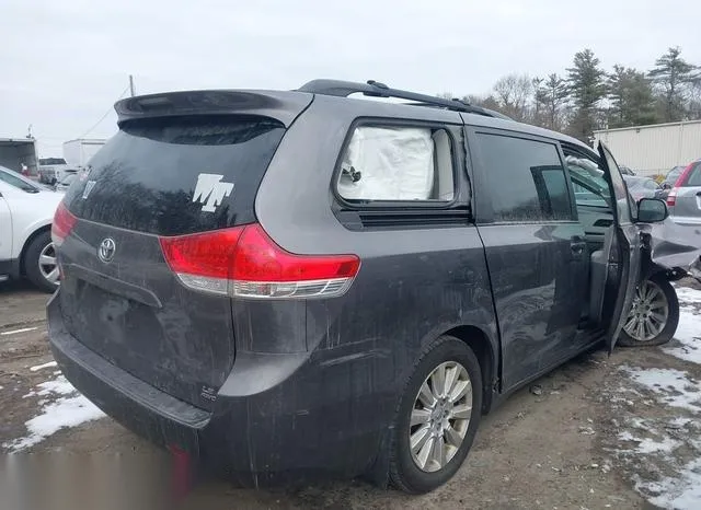 5TDJK3DC0CS036146 2012 2012 Toyota Sienna- Le 7 Passenger 4