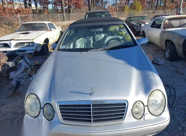 WDBLK65G41T070258 2001 2001 Mercedes-Benz CLK 320 6