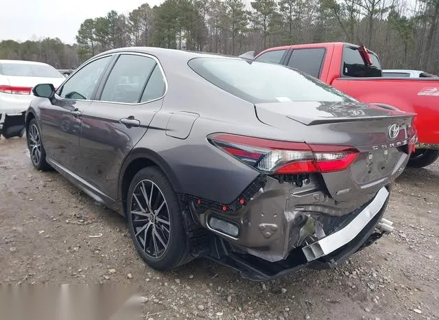 4T1G11AKXMU614856 2021 2021 Toyota Camry- SE 3