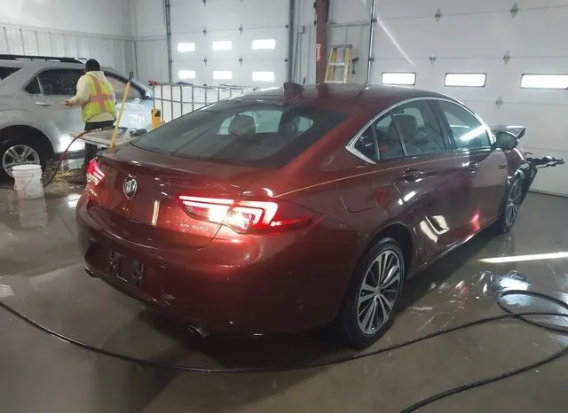 W04GP6SX1J1088604 2018 2018 Buick Regal- Sportback Essence 4