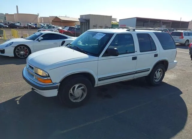 1GNDT13W6Y2338749 2000 2000 Chevrolet Blazer- LT 2