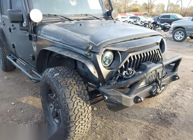 1J8GA39108L648742 2008 2008 Jeep Wrangler- Unlimited X 6