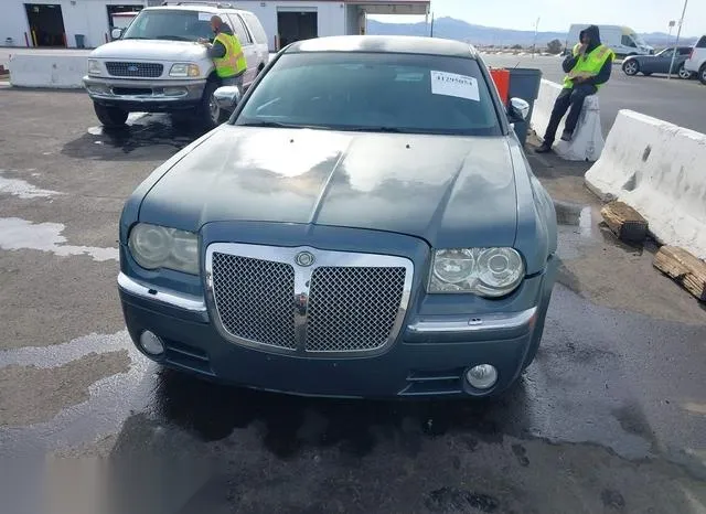 2C3AA63H85H524414 2005 2005 Chrysler 300C 6