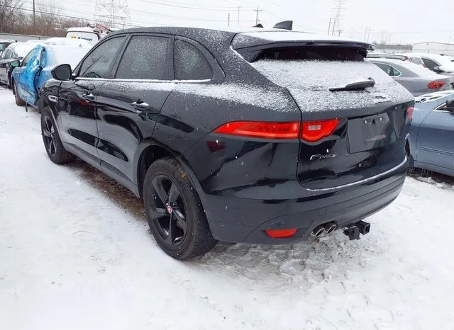 SADCJ2BN0HA099363 2017 2017 Jaguar F-Pace- 20D Premium 3