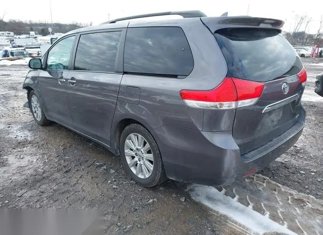 5TDYK3DC0CS183534 2012 2012 Toyota Sienna- Xle/Limited 3