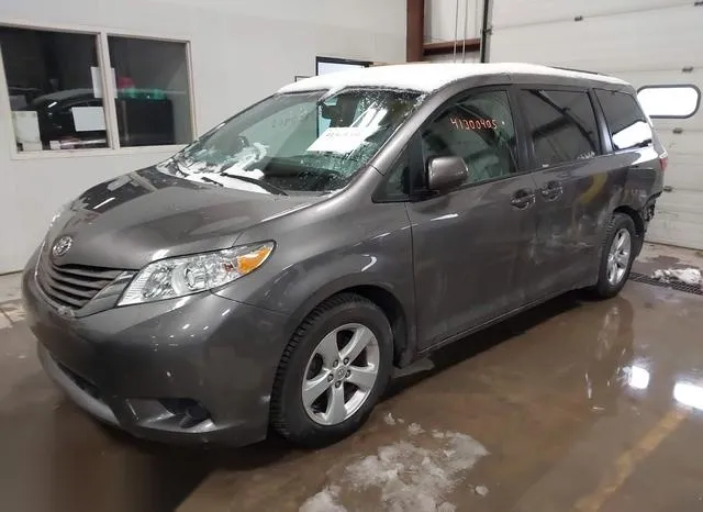 5TDKK3DC7FS628605 2015 2015 Toyota Sienna- Le 8 Passenger 2