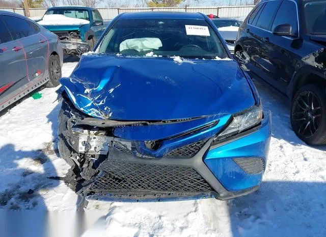 4T1B11HK7KU204657 2019 2019 Toyota Camry- SE 10