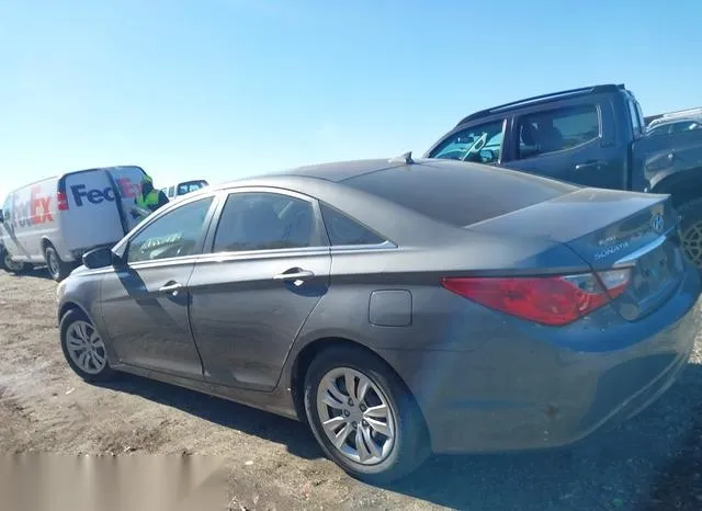 5NPEB4AC1CH323996 2012 2012 Hyundai Sonata- Gls 3