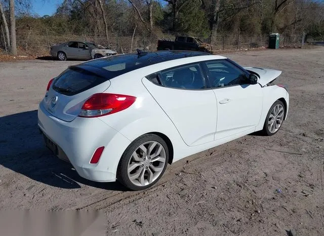 KMHTC6AD8DU135634 2013 2013 Hyundai Veloster- Base W/Gray 4