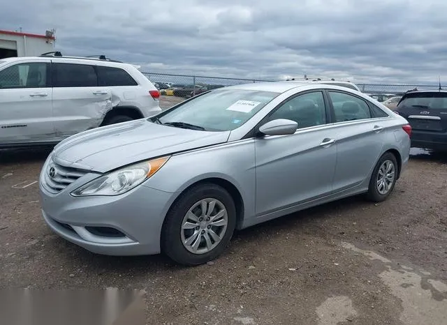 5NPEB4AC6CH355102 2012 2012 Hyundai Sonata- Gls 2