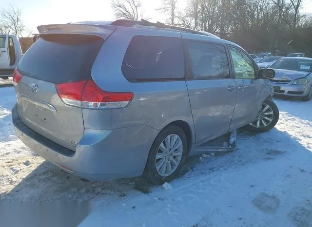 5TDDK3DC1CS035682 2012 2012 Toyota Sienna- Xle/Limited 4