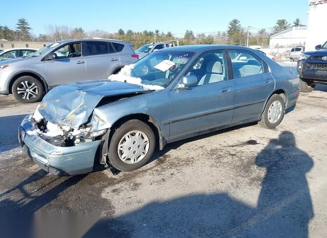 1HGCD5630SA161219 1995 1995 Honda Accord- Lx/Ex 2