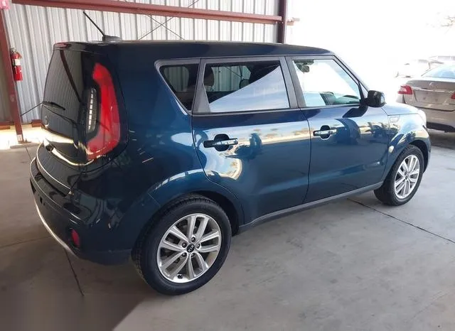 KNDJP3A56J7540389 2018 2018 KIA Soul- - 4